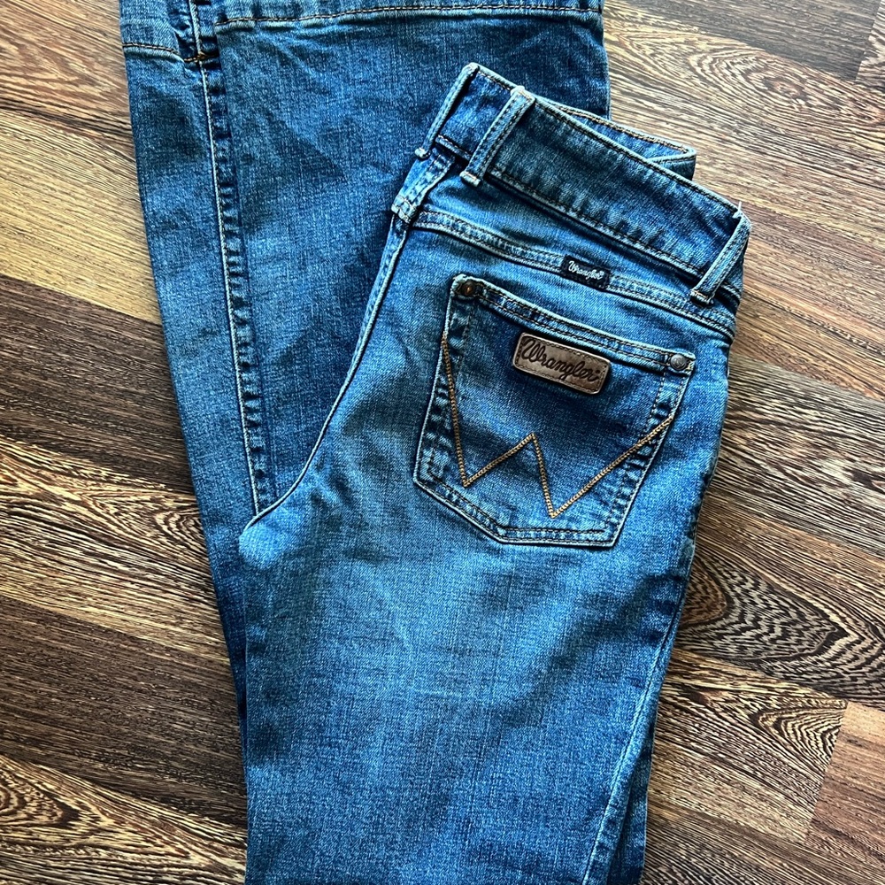 Women’s Wrangler Trouser Jeans 5x34